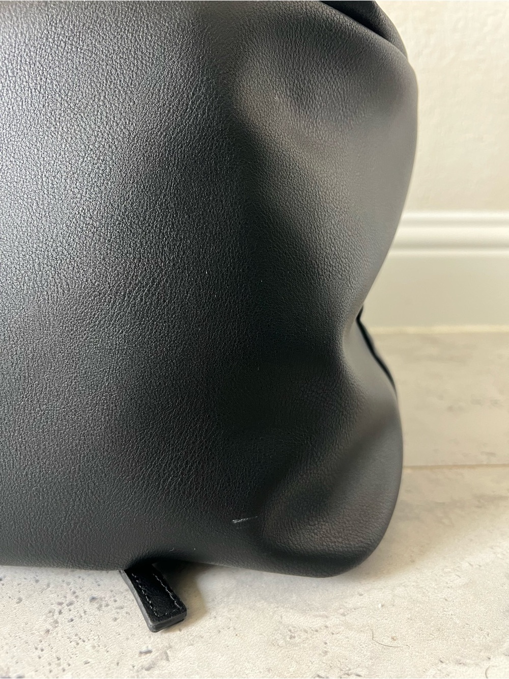 BÉIS x Wicked Black Weekender Bag – Limited Edition, Like New - Picture 10 of 10